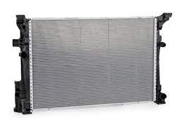 2465001303 Radiator W176 / W246 / W117 180D