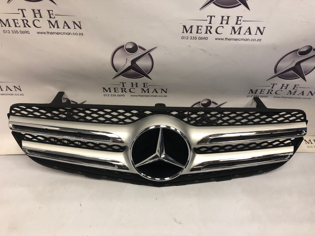 Mercedes Benz Frontgrill